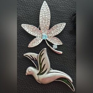 Silver Brooch Set with Leaf and Bird Motifs